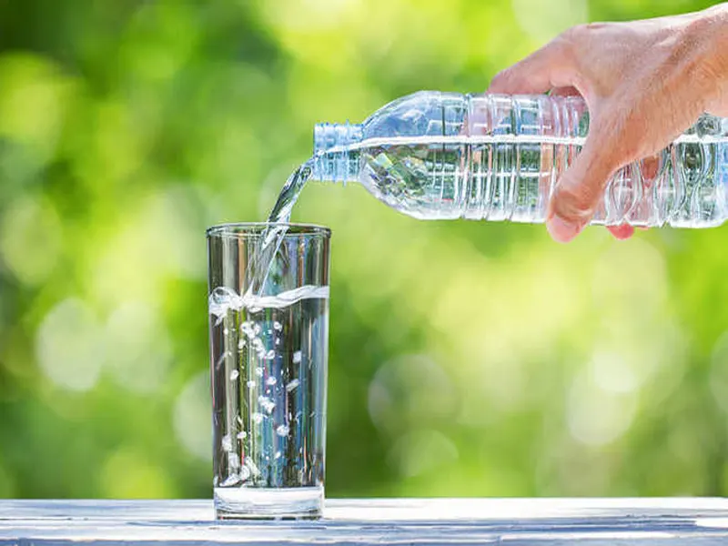 میزان نوشیدن آب در طول روز